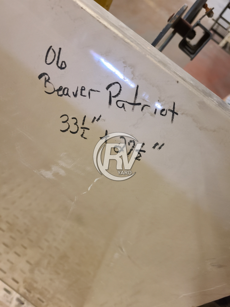2006 Beaver Patriot Compartment Door 33 1/2 X 27 Compartment Doors