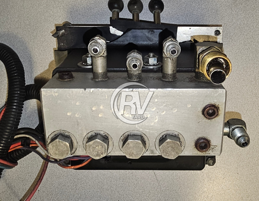 HWH Hydraulic Lever Control Panel valve