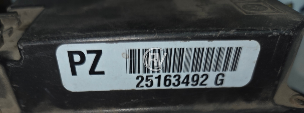 Chevrolet P30 Control Module 25163495 G