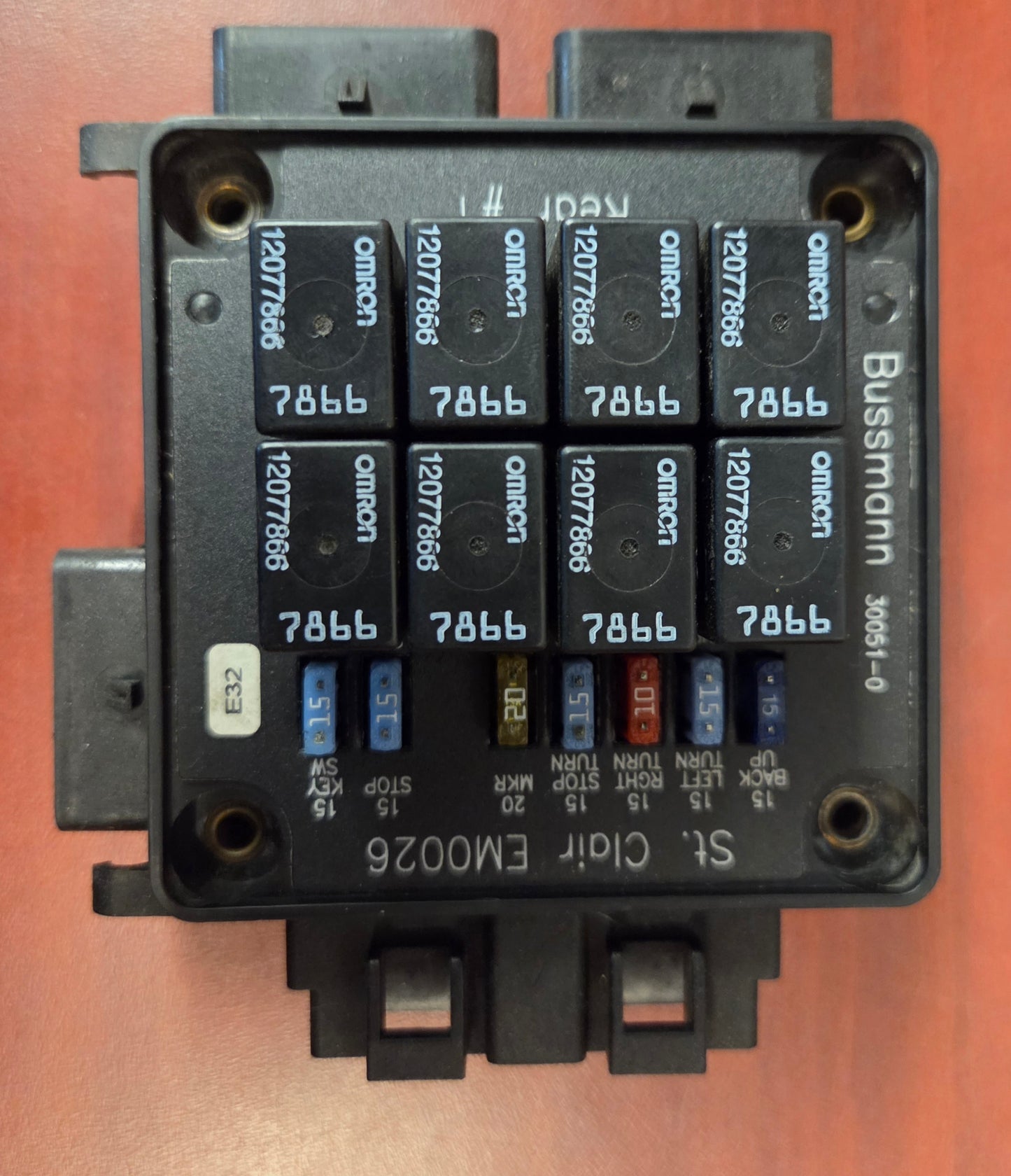 Used Bussmann Fuse Module P/N 30051-0