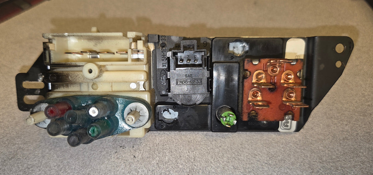 Used Ford Dash AC Panel