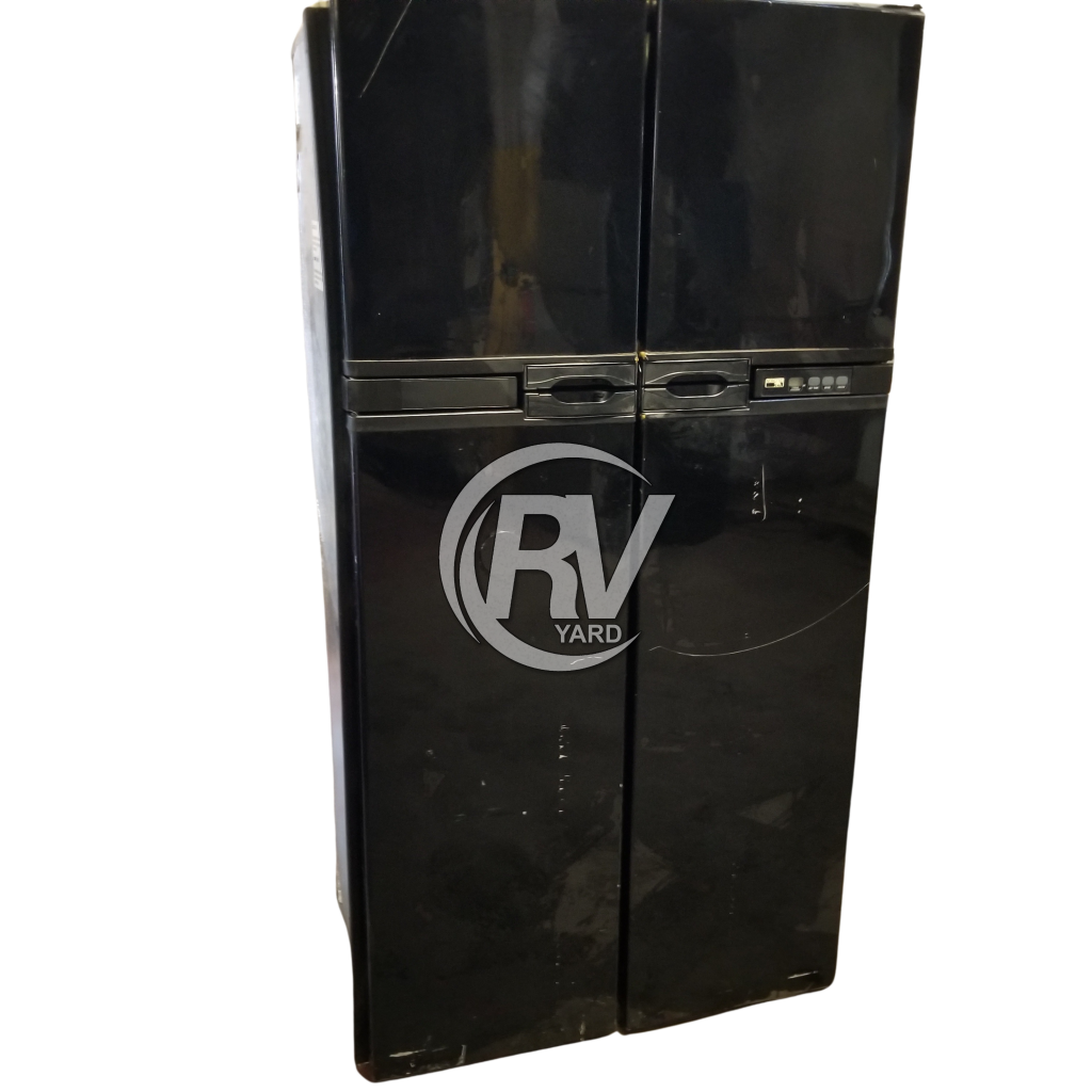 Norcold 12Xx Fridge