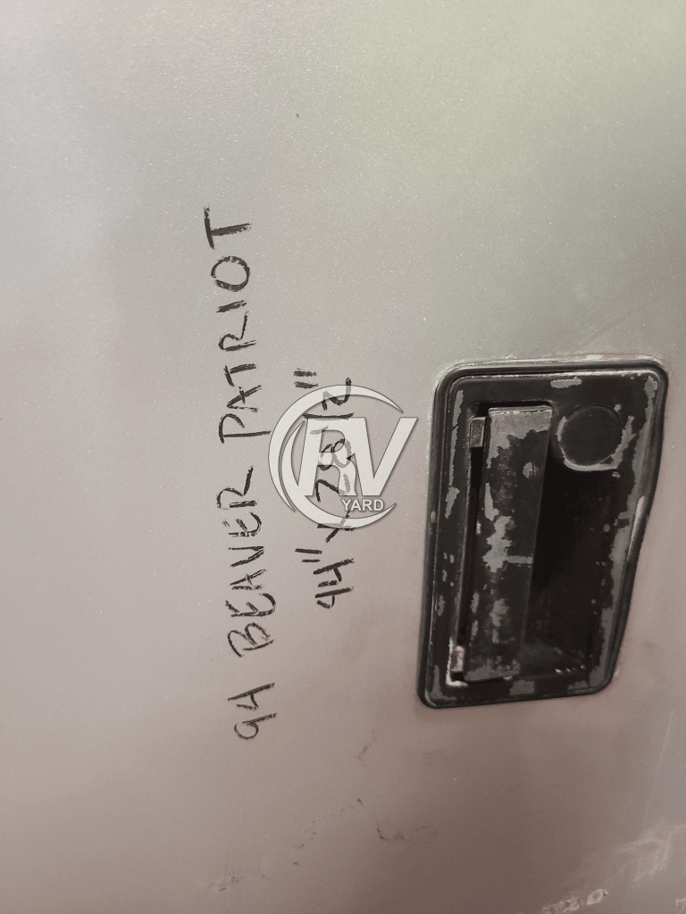 1994 Beaver Patriot Compartment Door 44 X 28 1/2 Compartment Doors