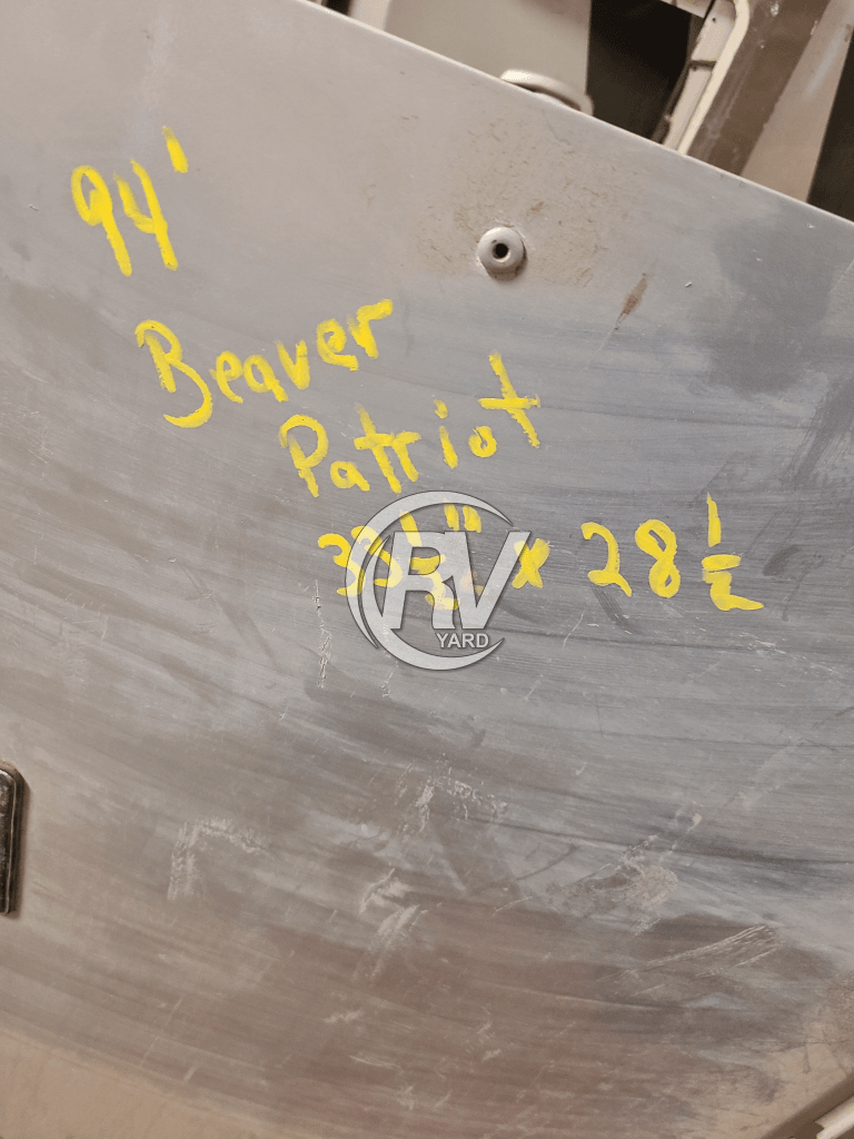 1994 Beaver Patriot Compartment Door 33 1/2 X 28 Compartment Doors