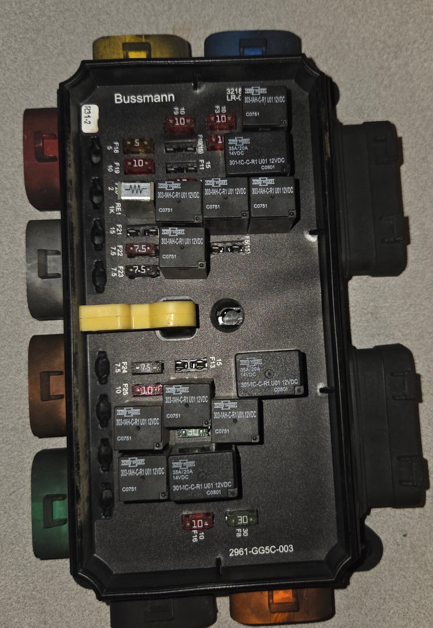 Used Bussmann Fuse Box Module P/N 32181-0