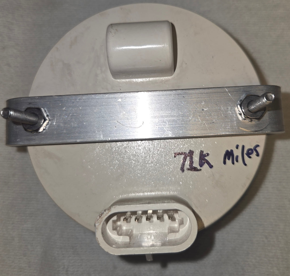 Used Freightliner Speedometer Gauge 6913-00058-01