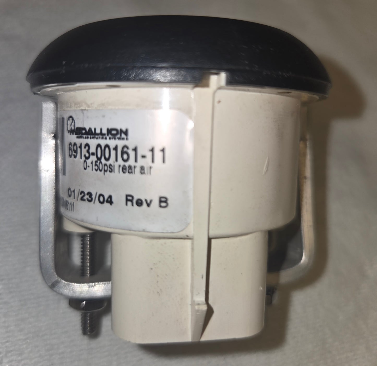 Used Tested Freightliner motorhome Rear Air Gauge P/N 6913-00161-11