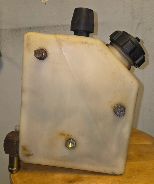 Used Motorhome Freightliner Power Steering Reservoir
