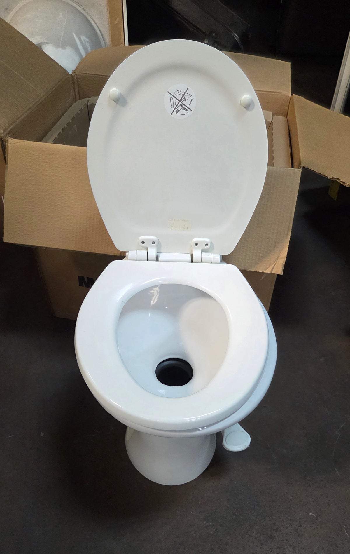 Dometic MasterFlush 7600 Series Toilet