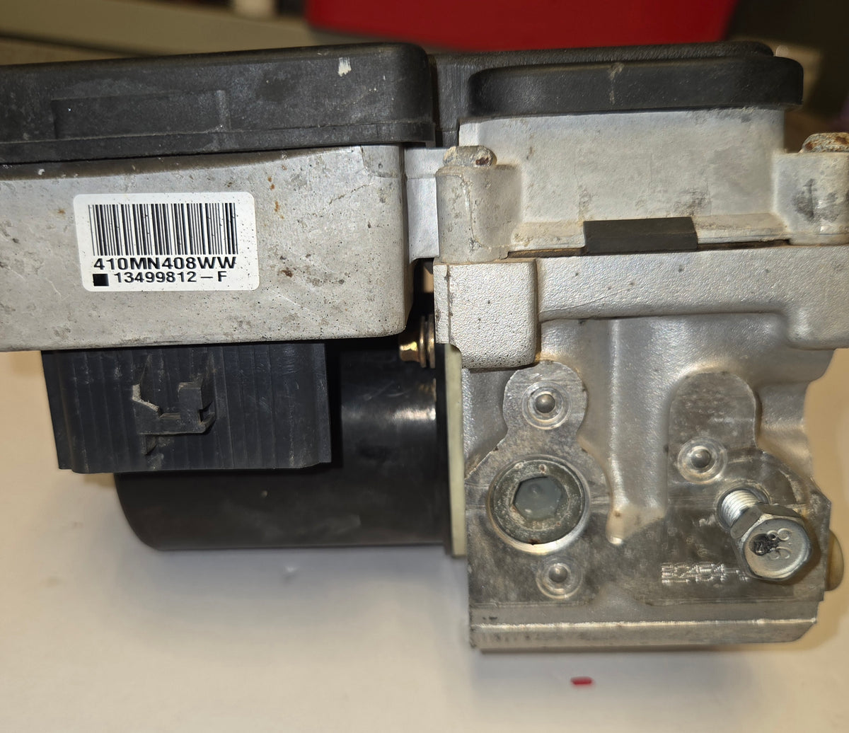 Used Ford F53 ABS P/N 4C34-2C346-DA