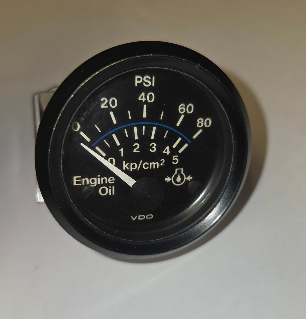 Engine Oil Pressure Gauge  P/N 1 221 015 224A