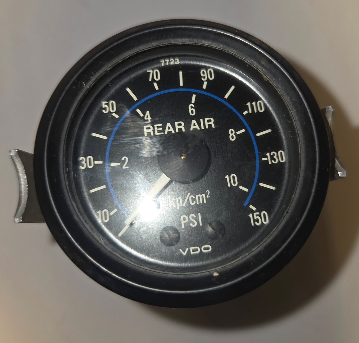 Used Rear Air Pressure Gauge P/N 121 015 269A
