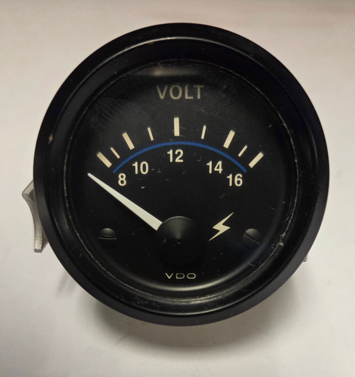 VDO DC Voltage Gauge P/N 36081B2C04-46