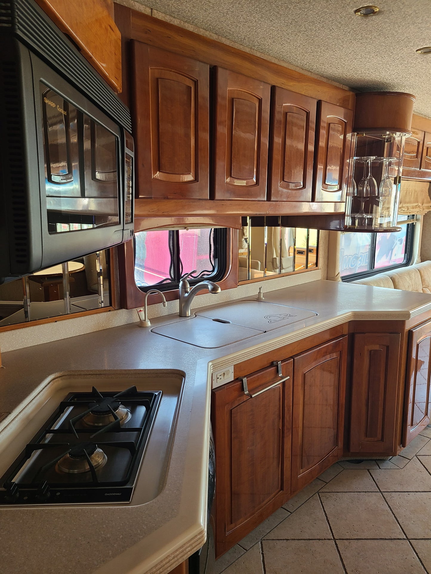 2000 Beaver Marquis Jasper