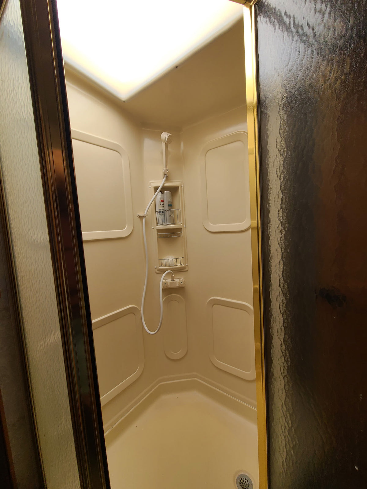 1999 Fleetwood Discovery 36T