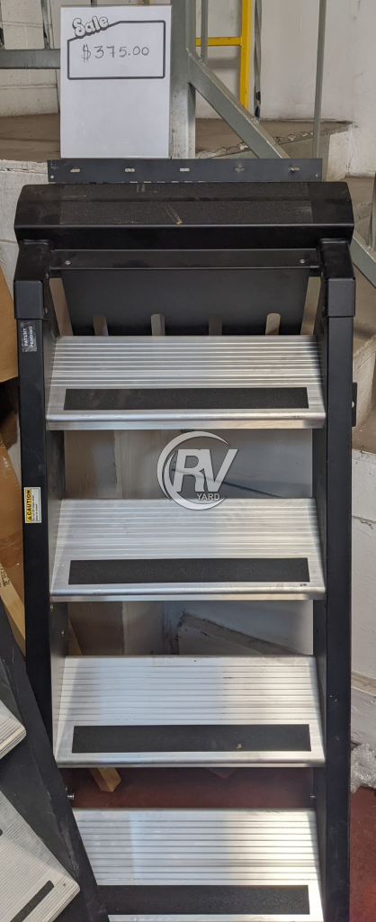 Step Above - Rv Entry 4 Steps